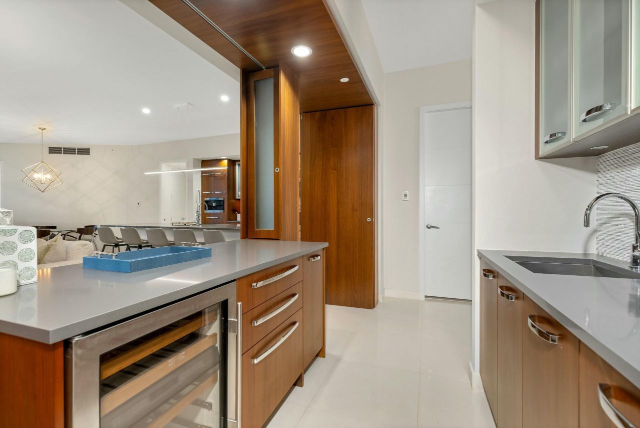 1000 S Ocean Boulevard, Unit 402, Boca Raton, FL 33432 Photo