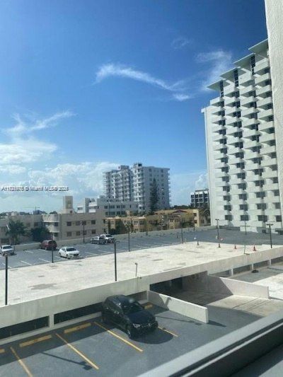 2899 Collins Ave, Unit 548, Miami Beach, FL 33140 Photo