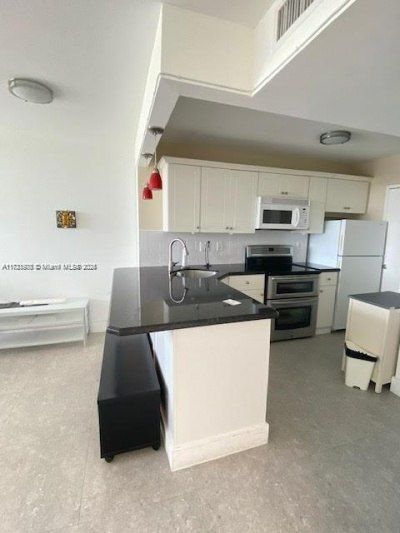 2899 Collins Ave, Unit 548, Miami Beach, FL 33140 Photo