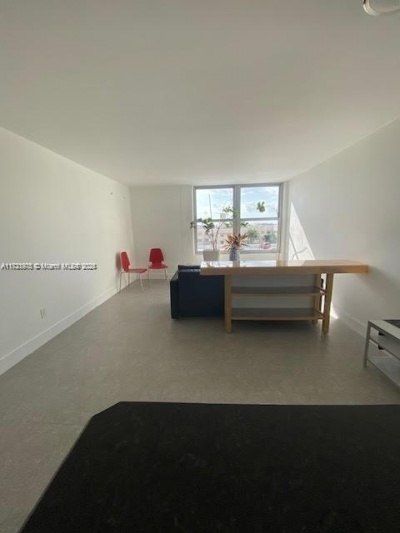2899 Collins Ave, Unit 548, Miami Beach, FL 33140 Photo