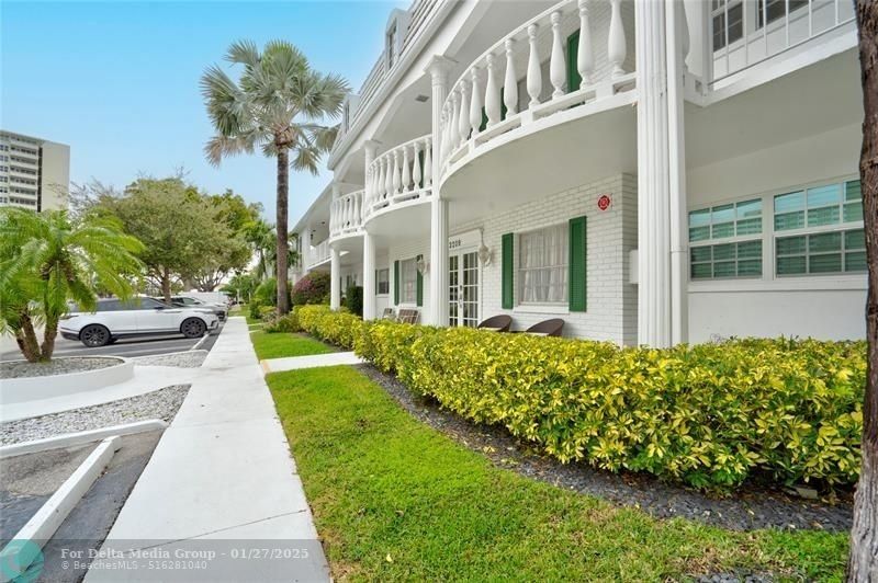 3209 NE 36th Street, Unit 8D, Fort Lauderdale, FL 33308 Photo