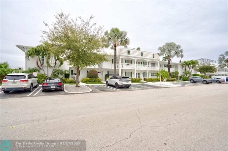 3209 NE 36th Street, Unit 8D, Fort Lauderdale, FL 33308 Photo