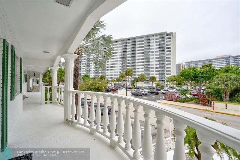 3209 NE 36th Street, Unit 8D, Fort Lauderdale, FL 33308 Photo