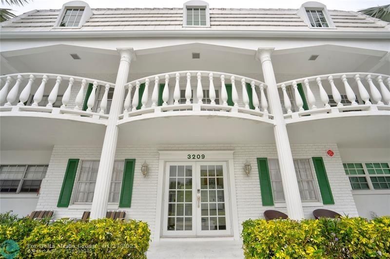 3209 NE 36th Street, Unit 8D, Fort Lauderdale, FL 33308 Photo