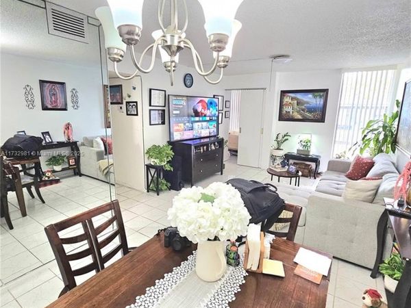 200 172nd St, Unit 102, Sunny Isles Beach, FL 33160