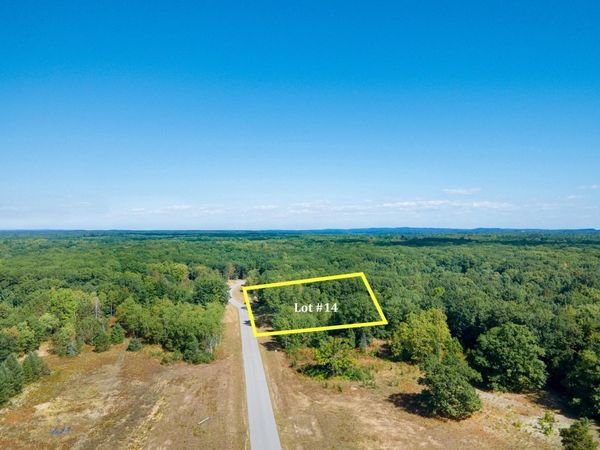 1561 Mary Lou Manor, Interlochen, MI 49643