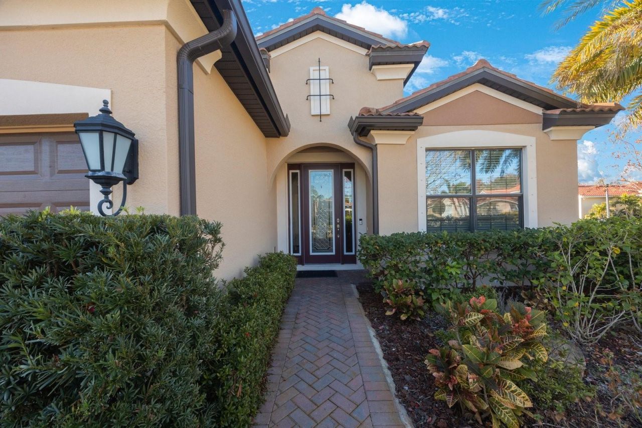 2564 Grand Cypress Boulevard, Palm Harbor, FL 34684 Photo