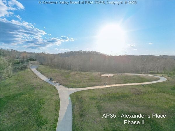 79 Sanctuary Drive, Fraziers Bottom, WV 25082