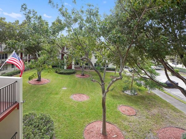 151 SW 135th Ter, Unit 302T, Pembroke Pines, FL 33027