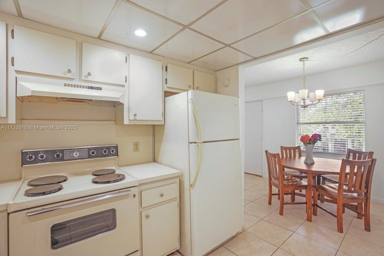 151 SW 135th Ter, Unit 302T, Pembroke Pines, FL 33027 Photo