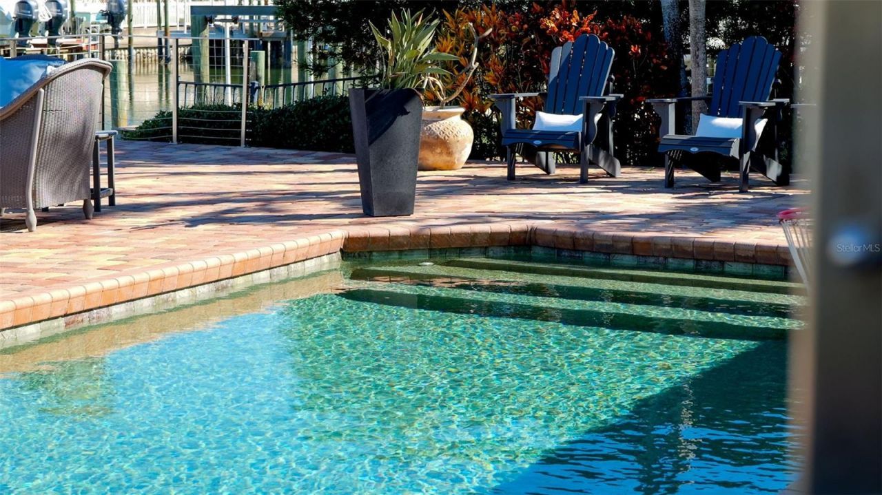 123 8th Street E, Tierra Verde, FL 33715 Photo