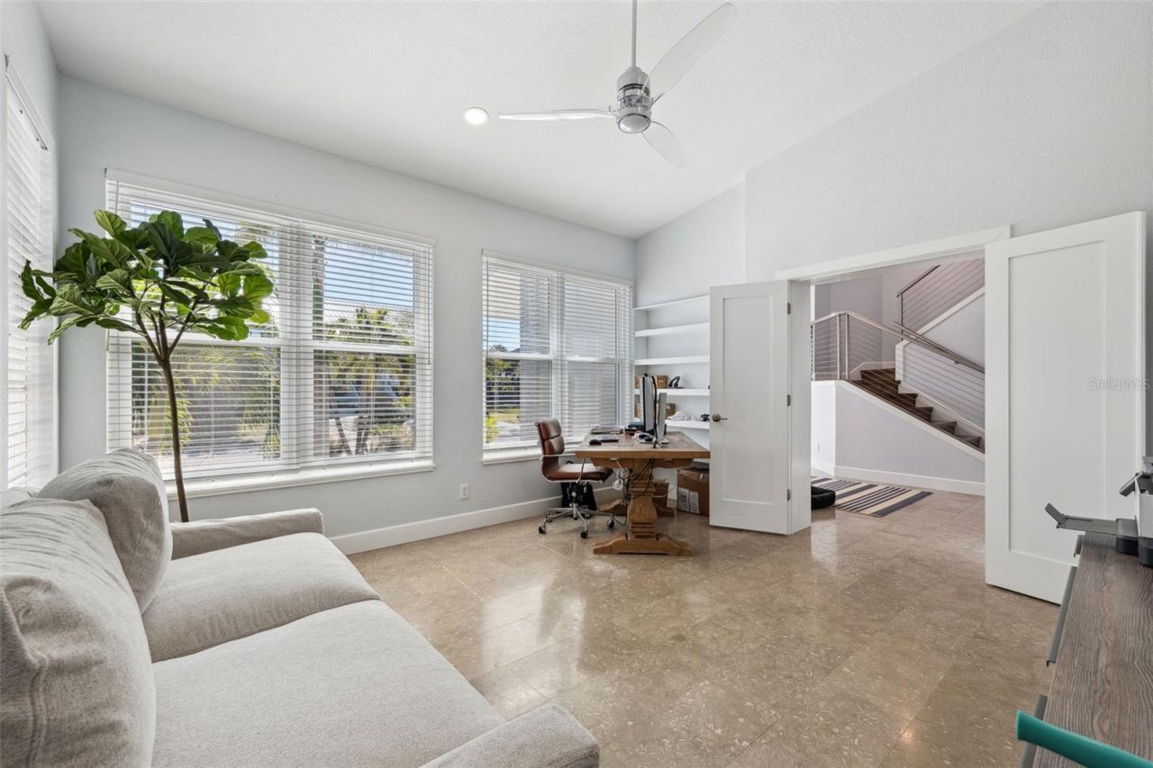 123 8th Street E, Tierra Verde, FL 33715 Photo
