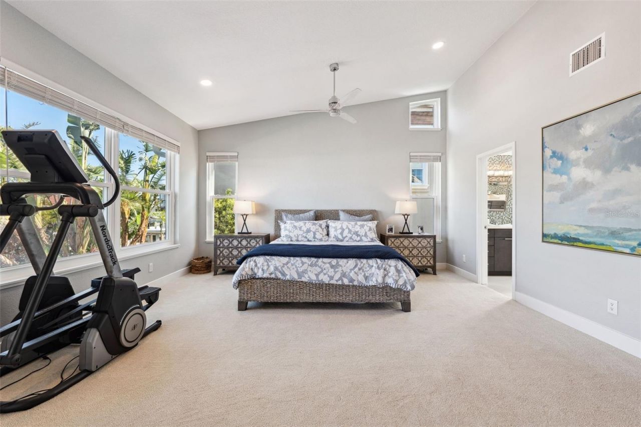 123 8th Street E, Tierra Verde, FL 33715 Photo