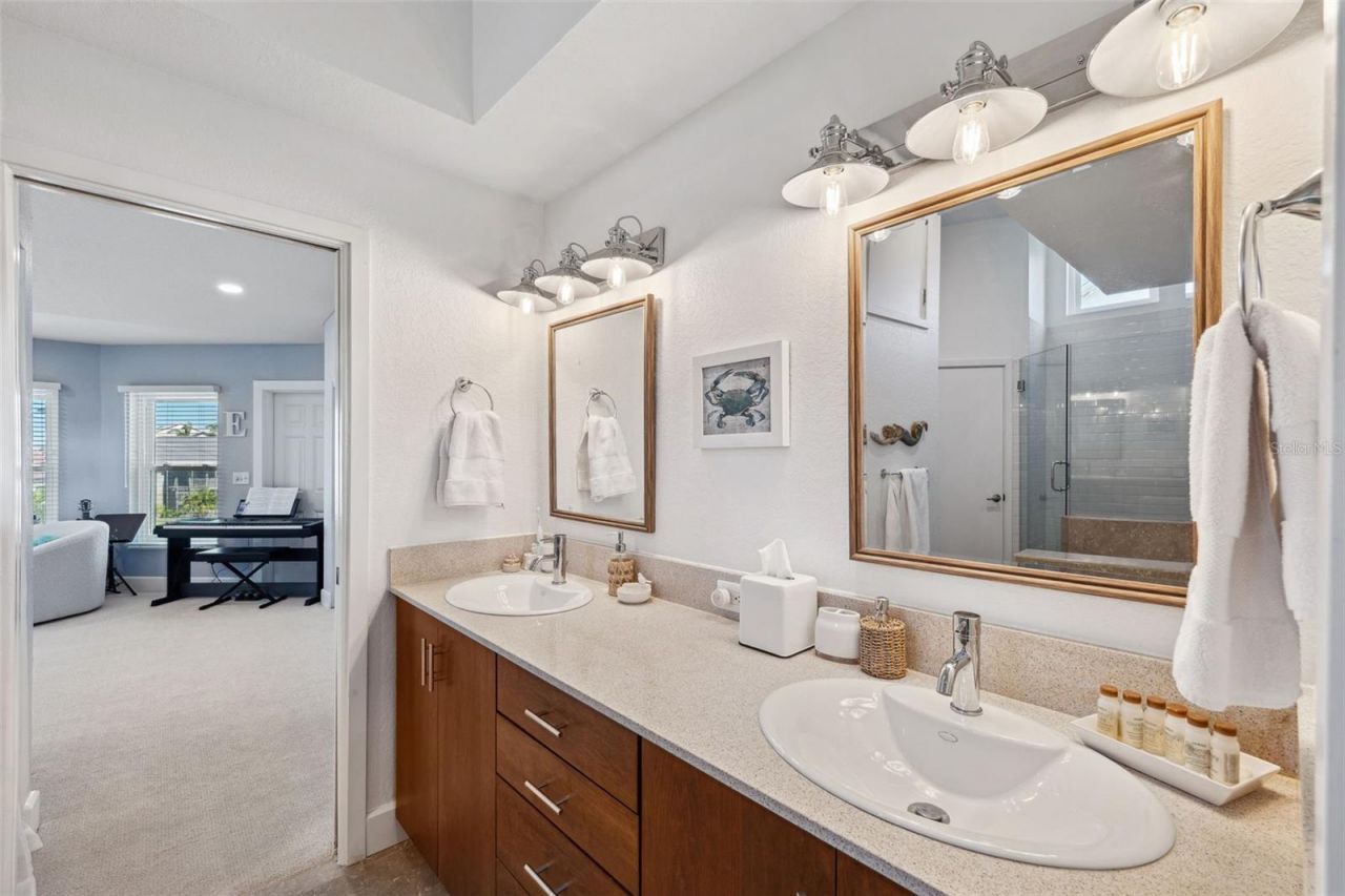 123 8th Street E, Tierra Verde, FL 33715 Photo