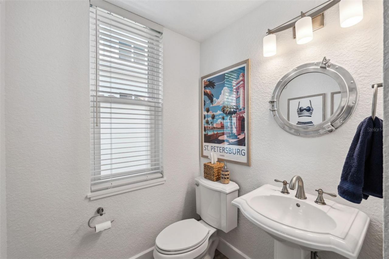 123 8th Street E, Tierra Verde, FL 33715 Photo