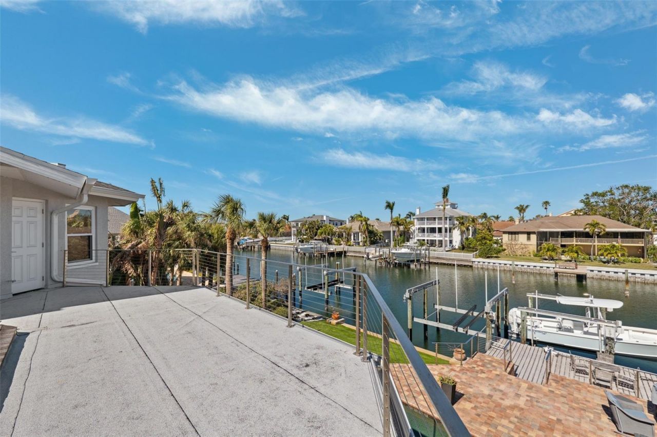 123 8th Street E, Tierra Verde, FL 33715 Photo