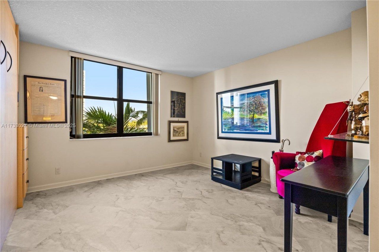 300 Three Islands Blvd, Unit 102, Hallandale Beach, FL 33009 Photo
