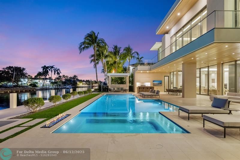 2560 Del Lago Dr, Fort Lauderdale, FL 33316 Photo