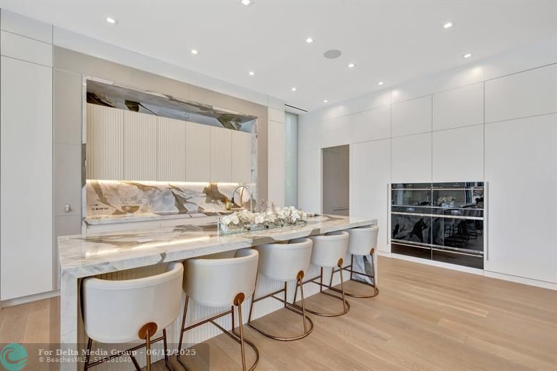 2560 Del Lago Dr, Fort Lauderdale, FL 33316 Photo