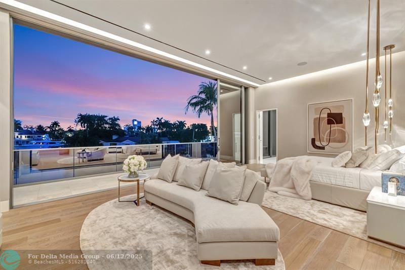 2560 Del Lago Dr, Fort Lauderdale, FL 33316 Photo