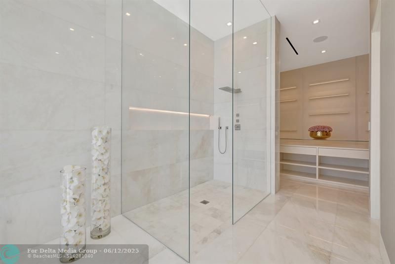 2560 Del Lago Dr, Fort Lauderdale, FL 33316 Photo