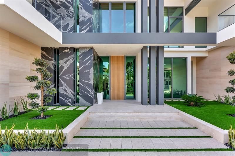 2560 Del Lago Dr, Fort Lauderdale, FL 33316 Photo