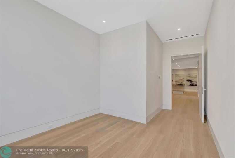 2560 Del Lago Dr, Fort Lauderdale, FL 33316 Photo