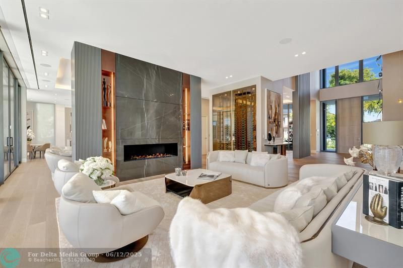 2560 Del Lago Dr, Fort Lauderdale, FL 33316 Photo