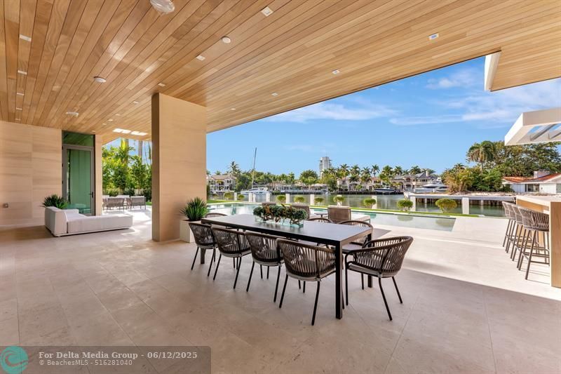 2560 Del Lago Dr, Fort Lauderdale, FL 33316 Photo