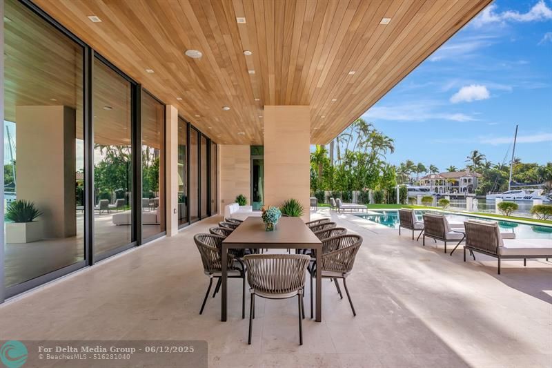 2560 Del Lago Dr, Fort Lauderdale, FL 33316 Photo