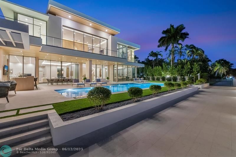 2560 Del Lago Dr, Fort Lauderdale, FL 33316 Photo