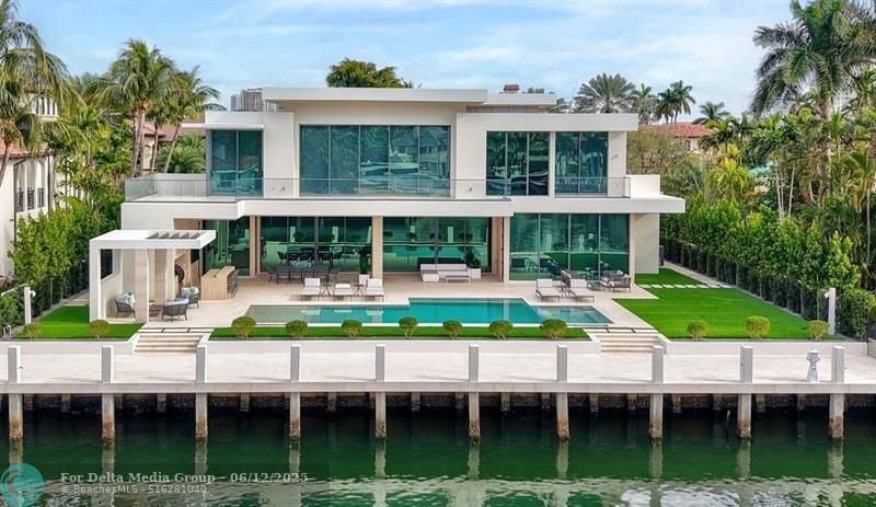 2560 Del Lago Dr, Fort Lauderdale, FL 33316 Photo