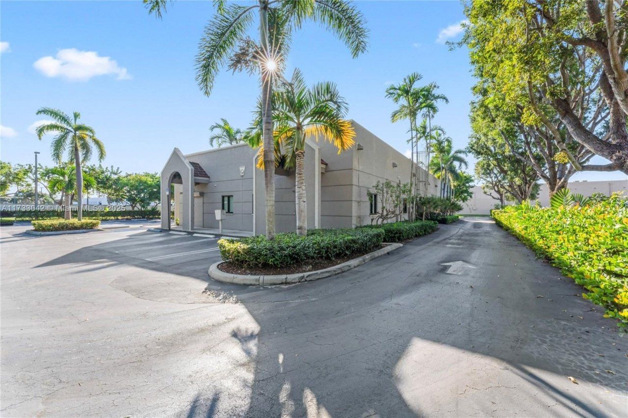 13250 SW 135th Ave, Miami, FL 33186 Photo