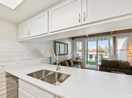 439 Ala Wai Boulevard, Unit 140, South Lake Tahoe, CA 96150 Photo
