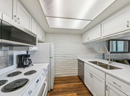 439 Ala Wai Boulevard, Unit 140, South Lake Tahoe, CA 96150 Photo