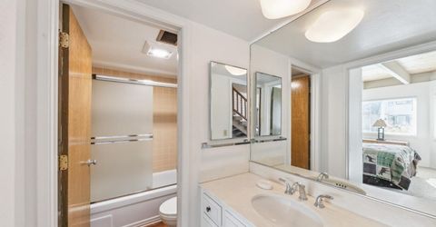 439 Ala Wai Boulevard, Unit 140, South Lake Tahoe, CA 96150 Photo