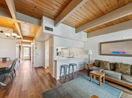 439 Ala Wai Boulevard, Unit 140, South Lake Tahoe, CA 96150 Photo