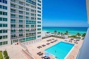 5401 Collins Ave, Unit 430, Miami Beach, FL 33140 Photo