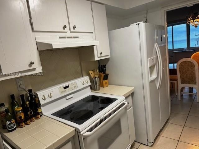 5401 Collins Ave, Unit 430, Miami Beach, FL 33140 Photo