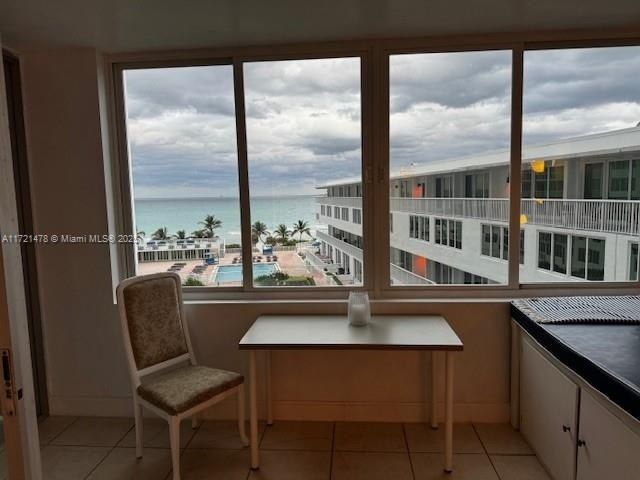 5401 Collins Ave, Unit 430, Miami Beach, FL 33140 Photo