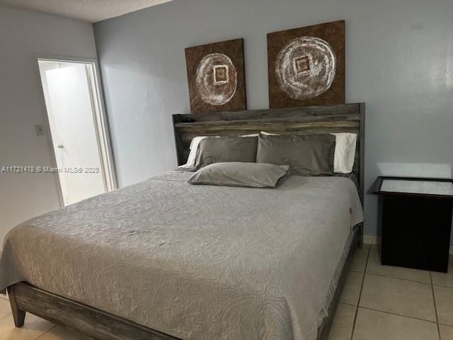 5401 Collins Ave, Unit 430, Miami Beach, FL 33140 Photo
