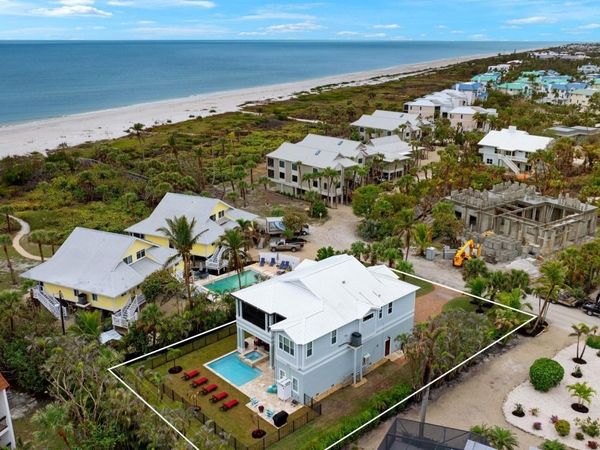 1114 Seagrape Ln, Sanibel, FL 33957