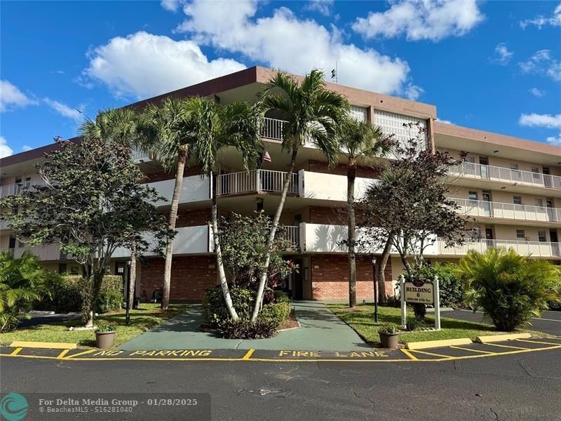 2800 NW 47th Terrace, Unit 403B, Lauderdale Lakes, FL 33313 Photo