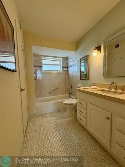 2800 NW 47th Terrace, Unit 403B, Lauderdale Lakes, FL 33313 Photo