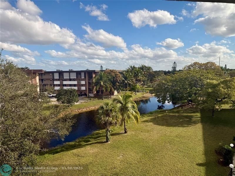 2800 NW 47th Terrace, Unit 403B, Lauderdale Lakes, FL 33313 Photo