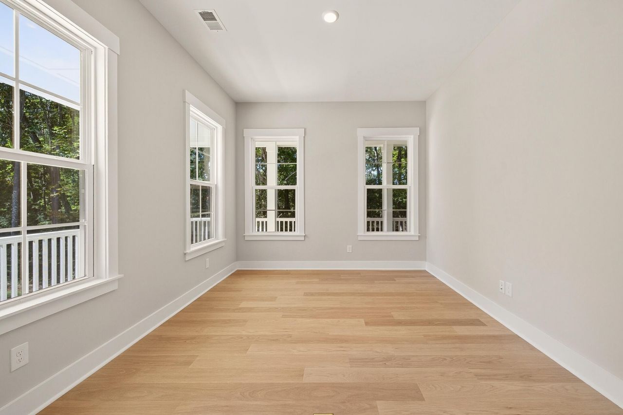 3893 James Bay Road Photo 13