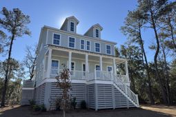 3893 James Bay Road photo 4