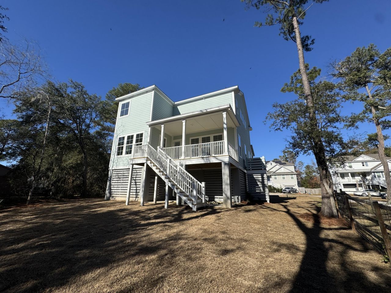 3893 James Bay Road Photo 4