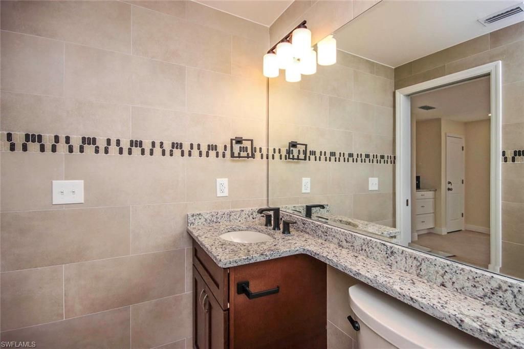 827 E Gulf Dr, Unit M4, Sanibel, FL 33957 Photo