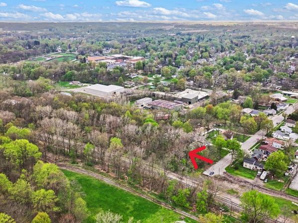 103 W Smith Street, Buchanan, MI 49107